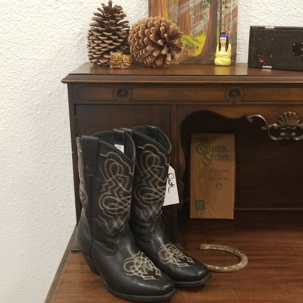 Womens Black Embroidery Cowboy Boots